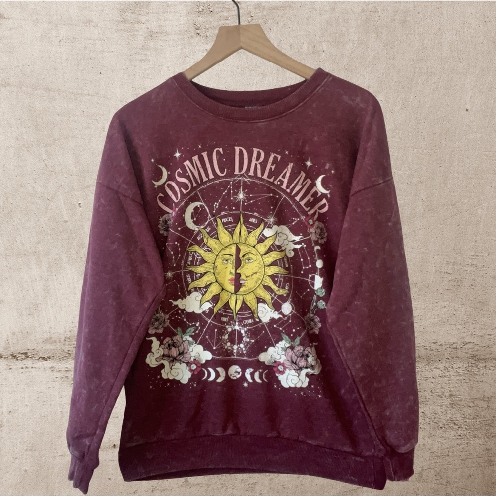 No Boundaries Burgundy Cosmic Dreamer Sweatshirt, Size M